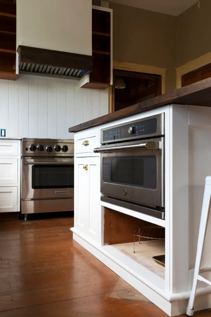 How to Polish Kitchen Cabinets