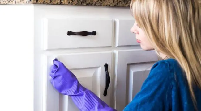 How to Clean White Painted Kitchen