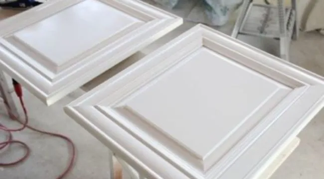 White Kitchen Cabinets