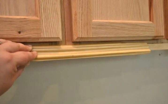 how to replace the bottom of a kitchen cabinet