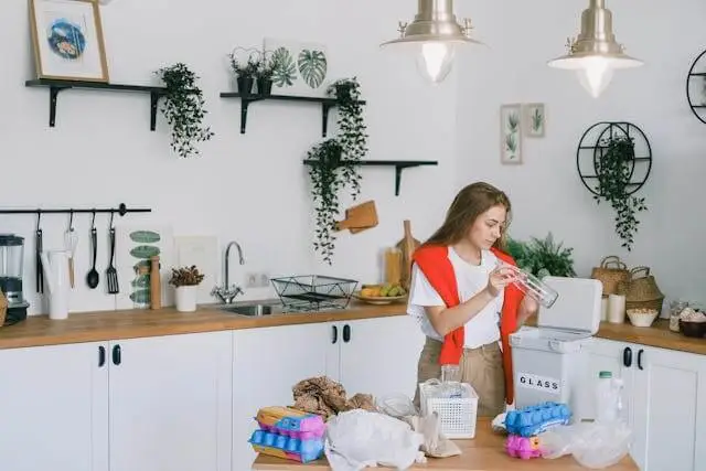 trash can pull-out cabinet